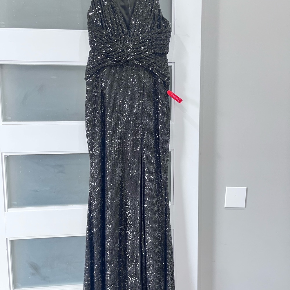 IEENA FOR MAC DUGGAL SEQUIN GOWN